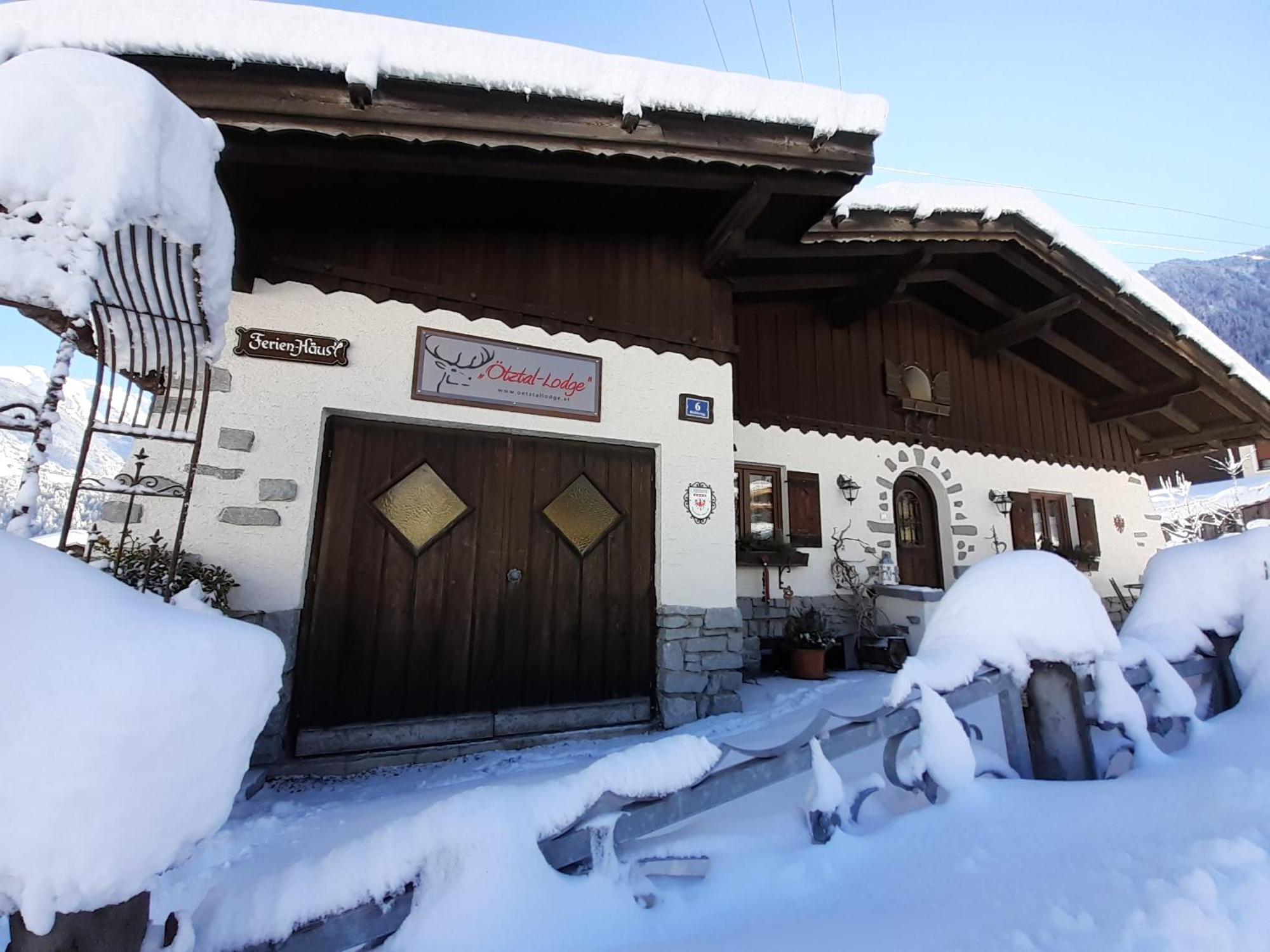 Ferienhaus Oetztal-Lodge Заутенс Екстериор снимка